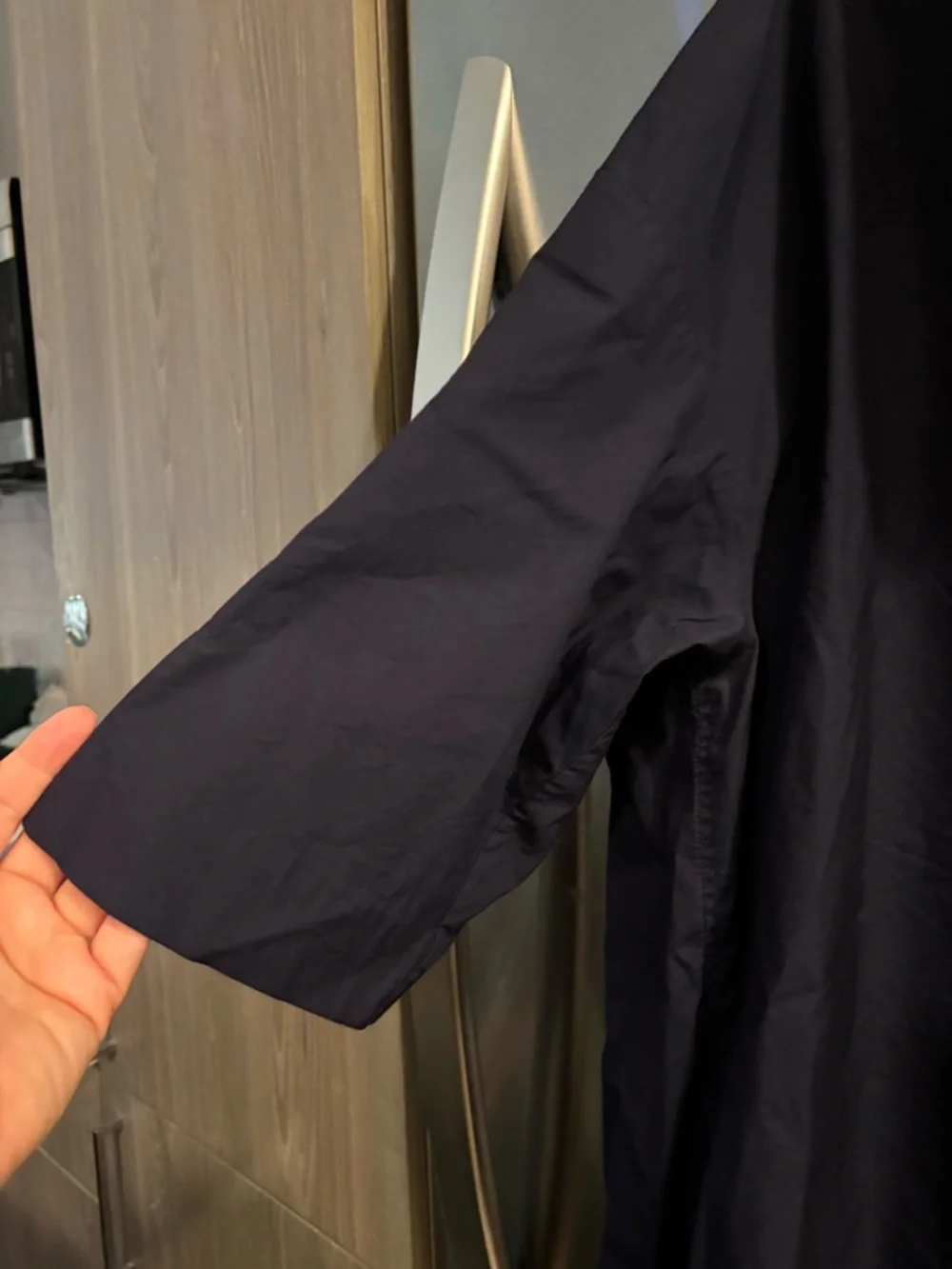 COS Navy Funnel-Neck Short-Sleeve Shirt - Picture 4 of 4